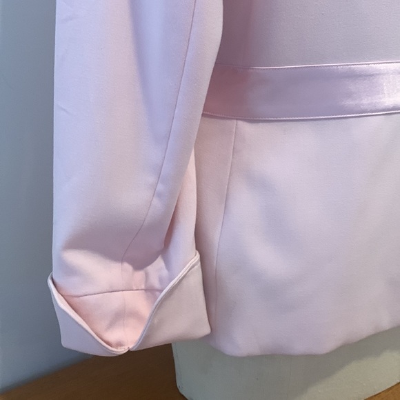 BIANCA NYGÅRD pink jacket, fully lined, satin ribbon waist, bow & French cuffs. - Picture 7 of 10